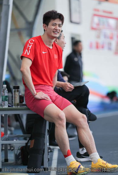 乒乓球比赛战术与运动员体能的结合